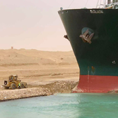 ��Խ����ʿ�˺�(Steer through the Suez Canal)